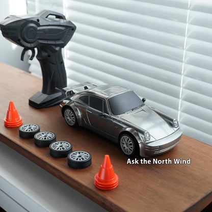 TurboRacer™ 1:24 4WD RC Car