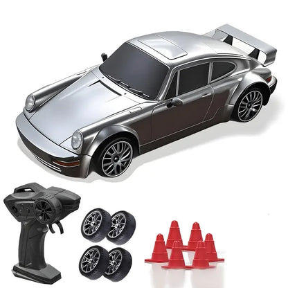 TurboRacer™ 1:24 4WD RC Car